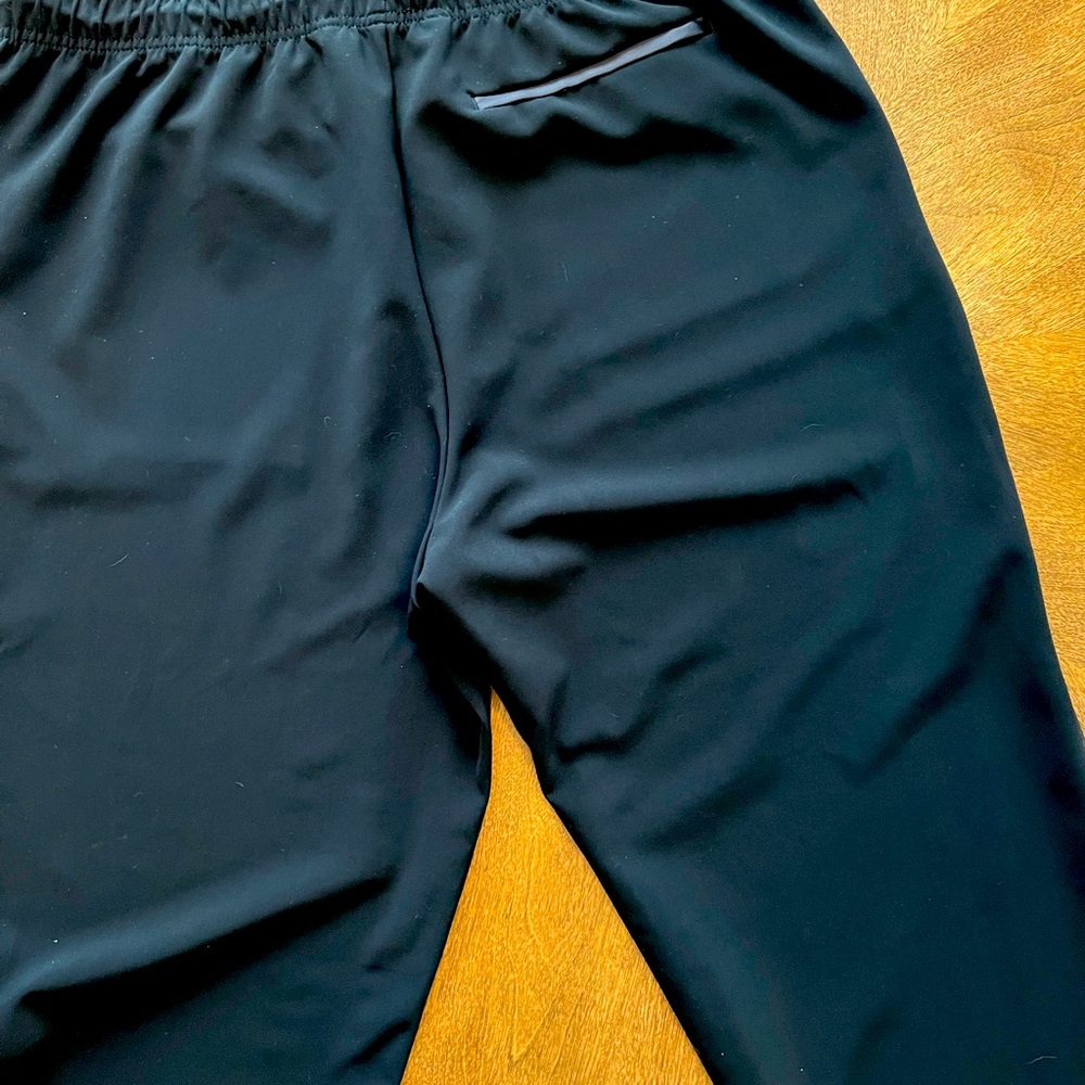 Athleta Metropolis Jogger Size 14 black